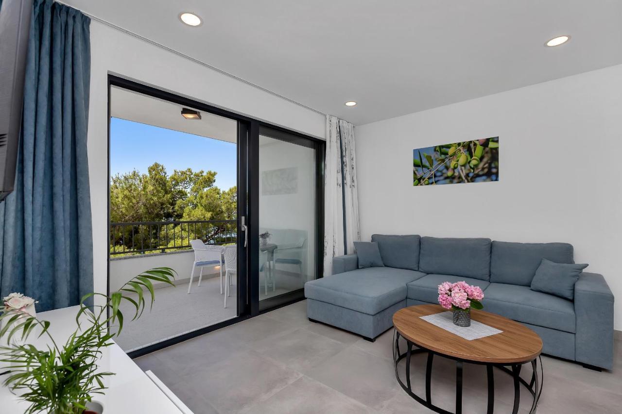 Central Beach Apartments Tucepi Exterior photo